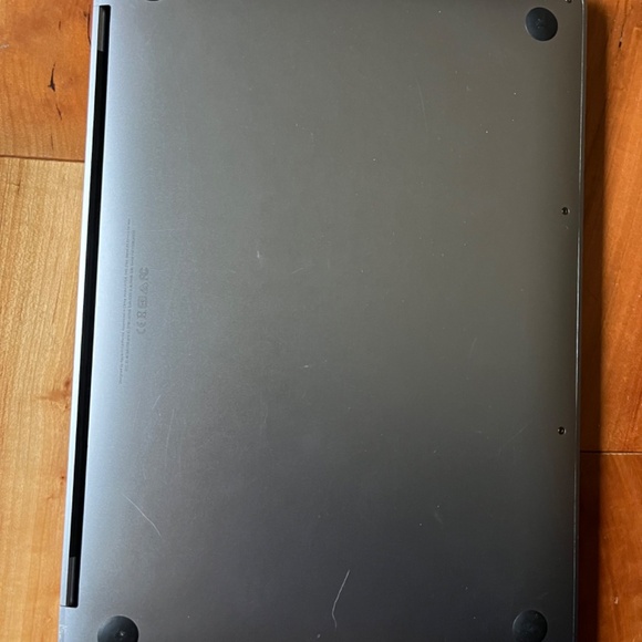 MacBook Pro+charger+sleeve - Picture 3 of 7